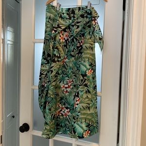 Gorgeous Hawaiian sarong/wrap